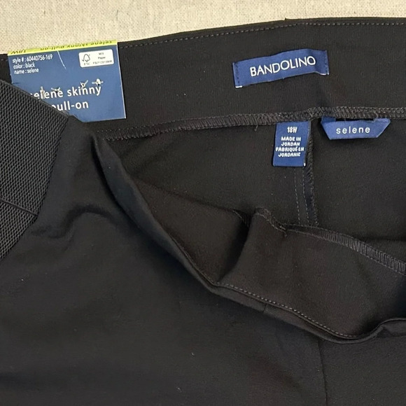 NWT Bandolino Women’s Black Selene Skinny Pull-On Pants Size 18W - Picture 3 of 5